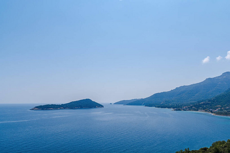 反射 海湾 风景 假期 波浪 美女 海岸 海景 美丽的 场景