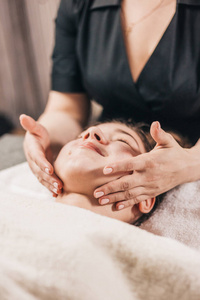 美容学 颧骨 女人 健康 成人 治疗 照顾 放松 面部 皮肤