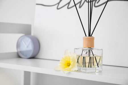 在室内 桌子 气味 安慰 香水 花的 除臭剂 芳香疗法 清新剂