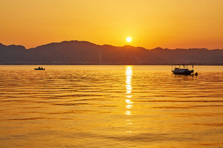 地平线 全景图 反射 黎明 地中海 风景 海湾 颜色 游艇