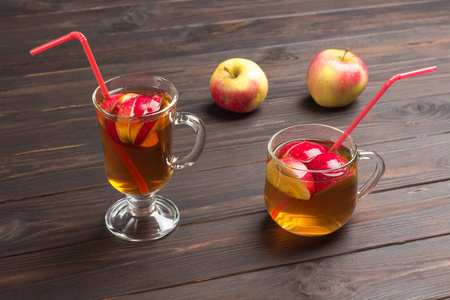 苹果 寒冷的 维生素 口渴 夏天 自制 木材 水果 鸡尾酒