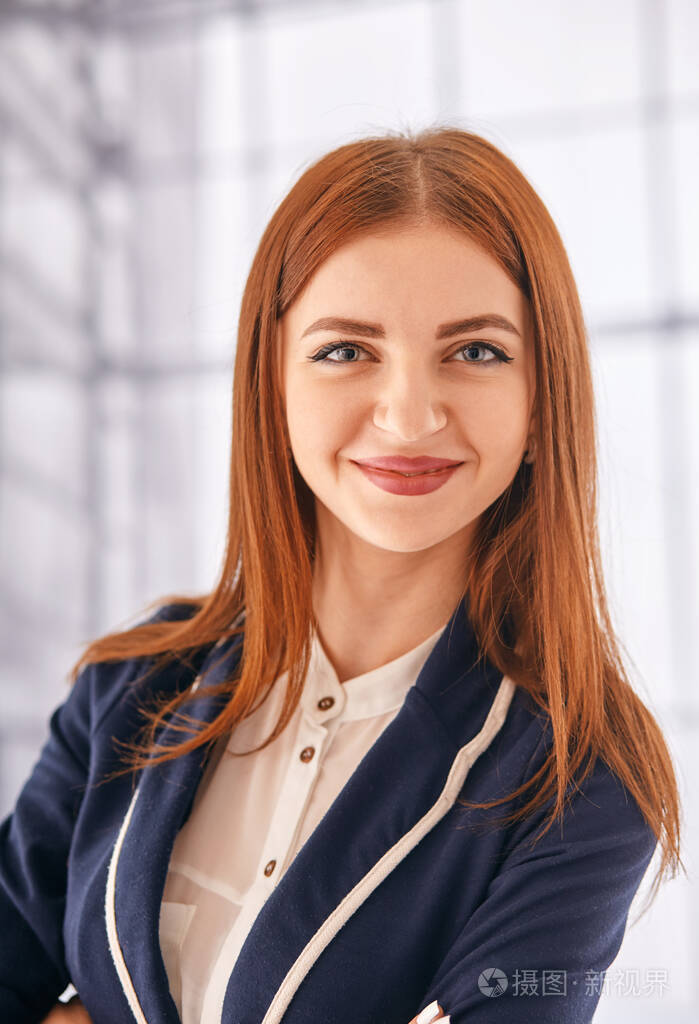 快乐性感的美国女孩美女魅力模特儿微笑