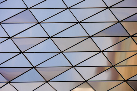 三角形金属墙照片