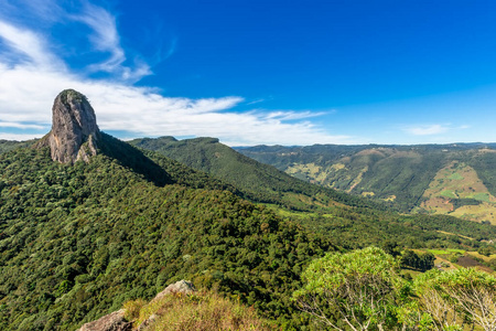 自由 悬崖 岩石 高地 小山 追踪 危险 旅行 荒野 挑战