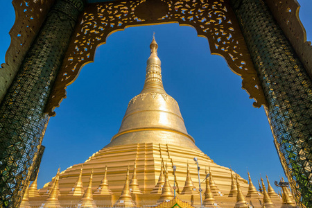 文化 佛教 缅甸 旅行 美丽的 天空 佛陀 尊重 宗教 建筑