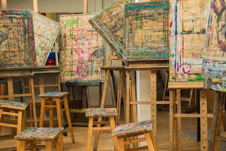 工匠 创造 油漆 多色 椅子 纸张 艺术家 艺术 学习 习惯于