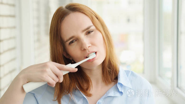 女士刷牙电动牙刷