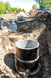 污水 管道 管道工程 工作 轮缘 漏的 沟槽 塑料 抽吸