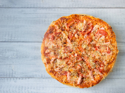 香肠 番茄 自制 热的 地中海 火腿 意大利语 比萨店 烹饪