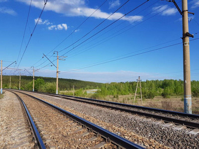 旅行 轨道 方向 运输 铁轨 天空 金属 铁路 行业 风景