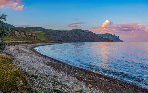 放松 风景 海岸线 岩石 日出 太阳 海滩 美女 全景图