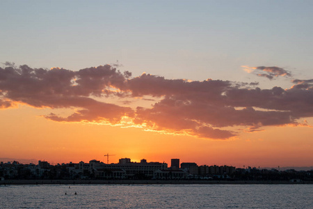 日出 城市 天空 颜色 太阳 地平线 风景 傍晚 天际线