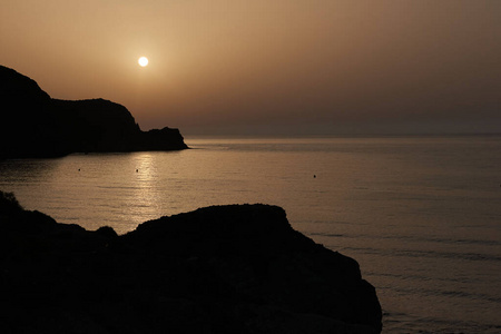 海滩 日出 夏天 地中海 海岸 岩石 地质 海岸线 天空