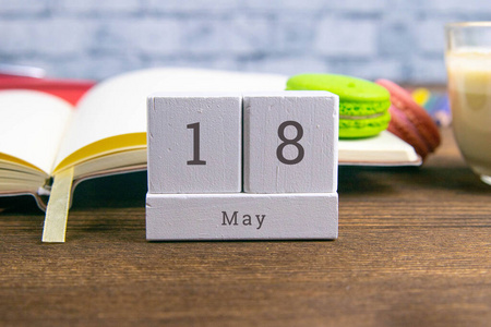 时间 议程 生日 日程安排 通知 提醒 工作场所 春天 组织者