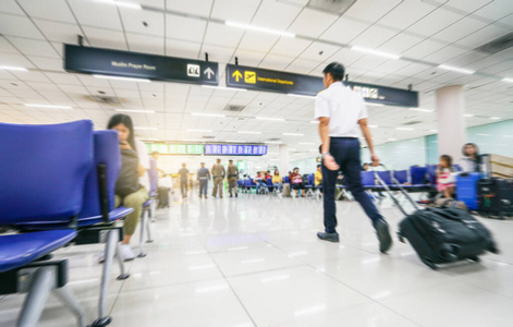 匆忙 运输 模糊 假期 行李 旅行 假日 终端 机场 旅行者