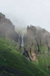 风景 夏天 岩石 旅行 瀑布 自然 流动 悬崖 旅游业 美丽的