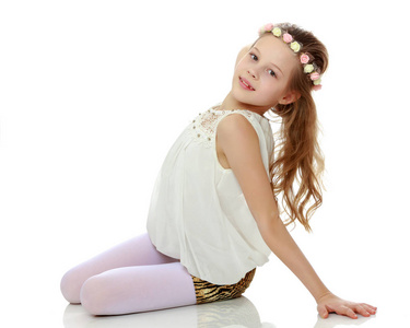 小孩跪着小女孩跪着.照片