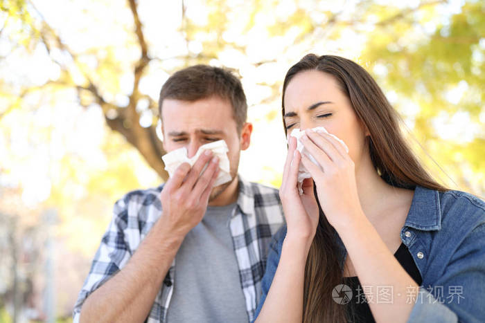 流感 健康 感染 粘液 咳嗽 覆盖 季节 夫妇 结婚 疼痛