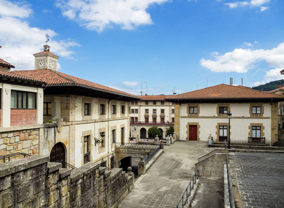 西班牙巴斯克地区格尔尼卡中心的景色.照片