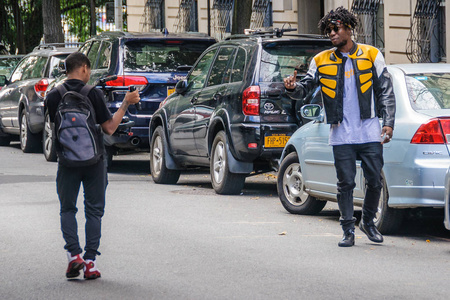 美国纽约布鲁克林街头说唱歌手照片