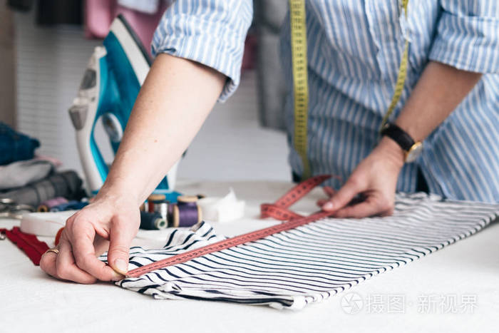 创造力 织物 工厂 书桌 缝纫 设计师 测量 工匠 白种人