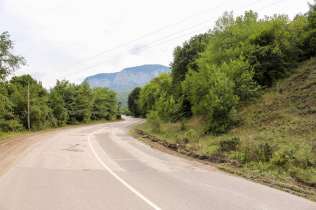 道路的拐弯处.照片