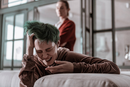 流鼻血表情包图片
