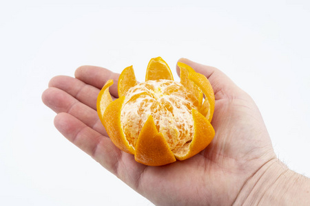 橘子剥皮了照片