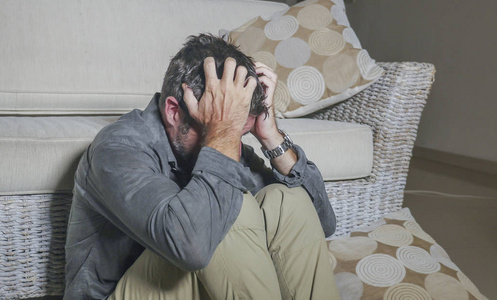 很困扰漫画触手图片