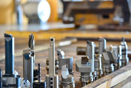 机械加工刀具图片