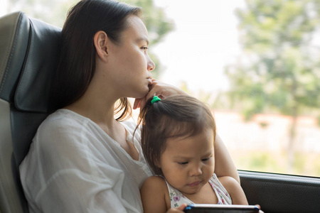 疲惫的妈妈图片