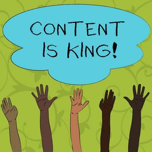 市场营销的重点,日益增长的知名度,免费搜索结果,多种族的手举起手来