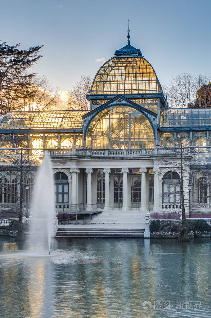 西班牙马德里雷蒂罗公园的水晶宫