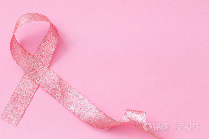 粉红丝带象征抗击乳腺癌