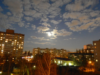 满月夜景夜空图片