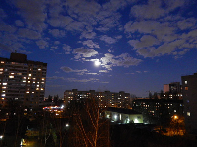 满月夜景夜空图片