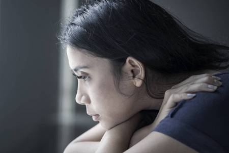 女孩痴迷重量图片