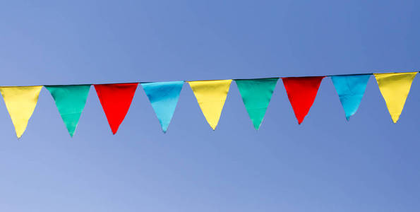 飘扬的彩旗图片大全