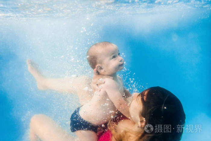 水塘 学习 蹒跚学步的孩子 运动 浸没 健康 潜水 宝贝