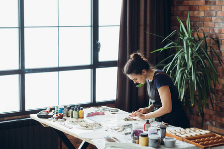 陶瓷工艺品灵感女性工具图片