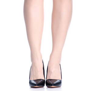 女性腿部搭配黑色高跟鞋时尚图片