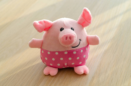 毛绒粉色趣味玩具猪图片