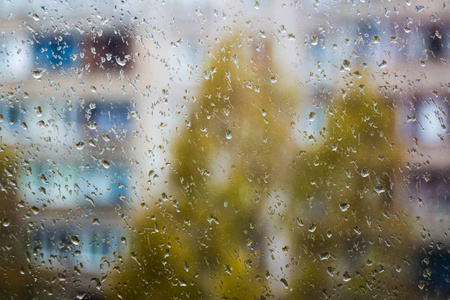 窗外风雨交加图片图片