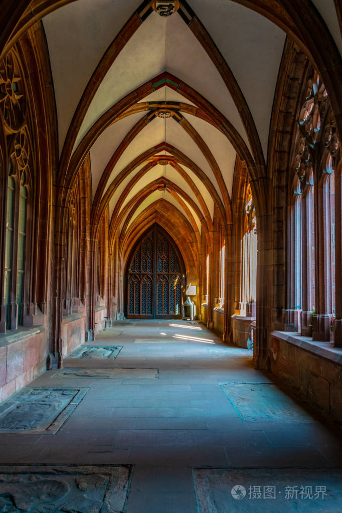 德国美因茨大教堂的走廊