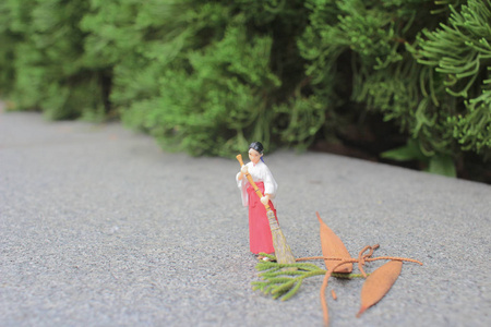 日本神社中的米科斯最小人物图片