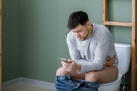 放屁拉肚子图片