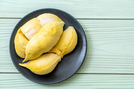 新鲜榴莲果肉图片