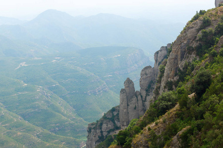 地形广阔的山地景观图片