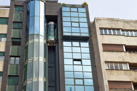 室外电梯图片大全