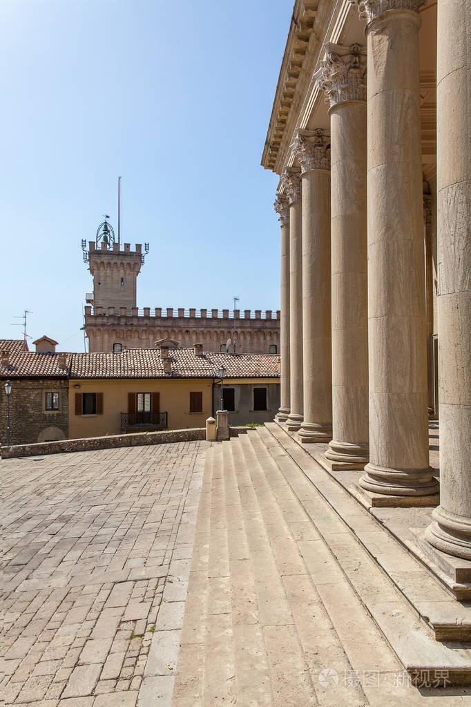 柱廊 意大利 建筑 城市 广场 大教堂 天空 古老的 地标